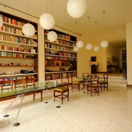 La Dimora Apartahotel